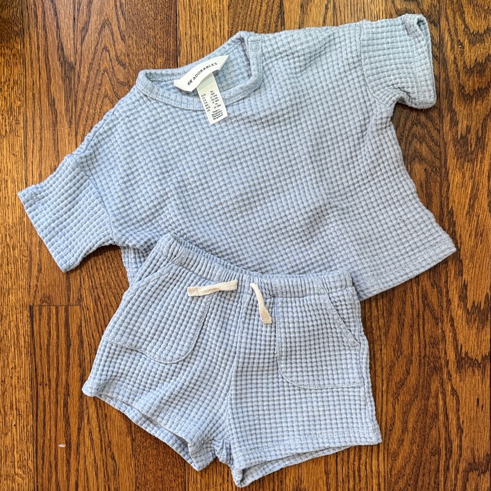 H&M adorables 12-18 months